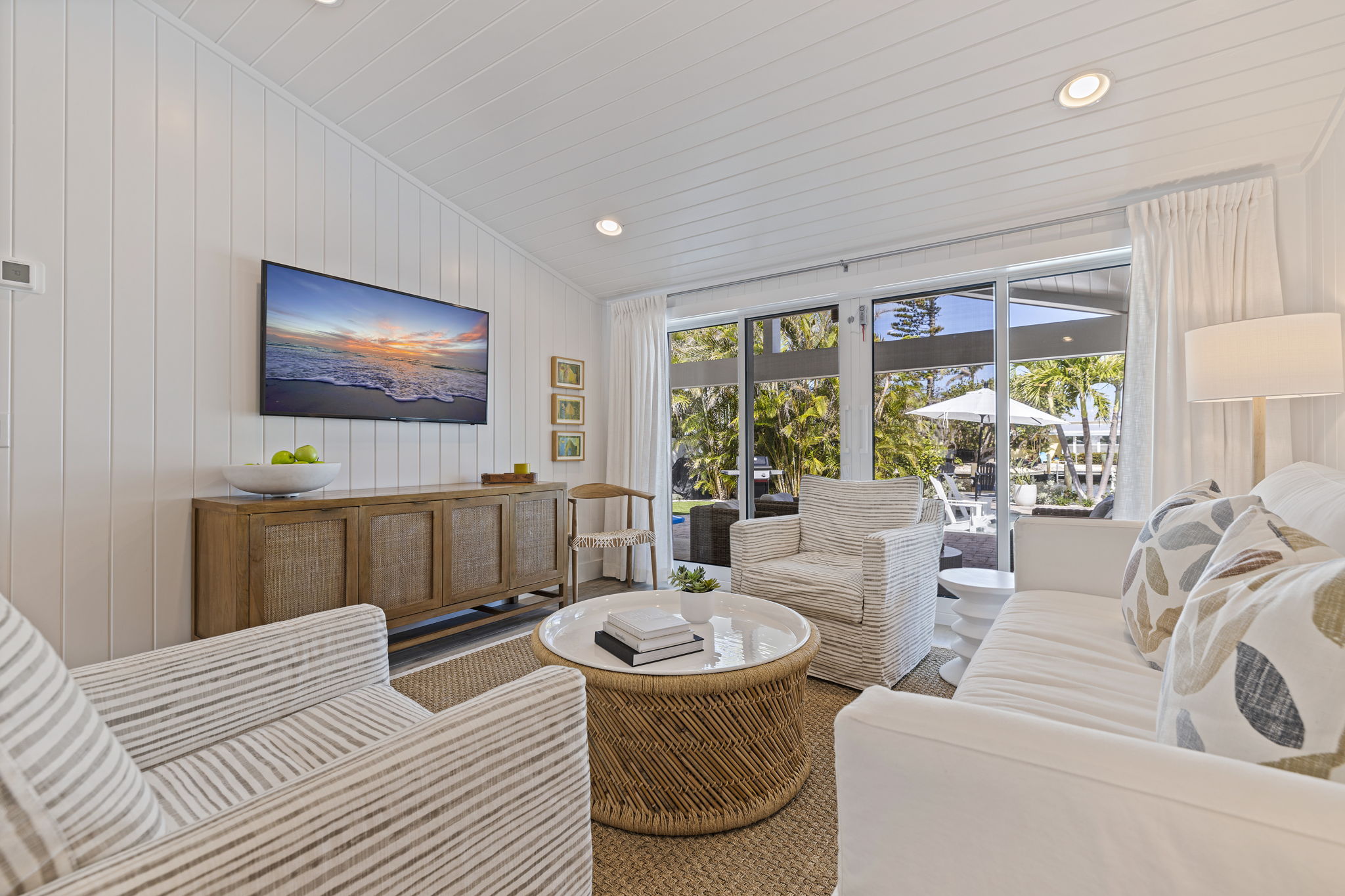 11-web-or-mls-AB3_524 South Dr-11