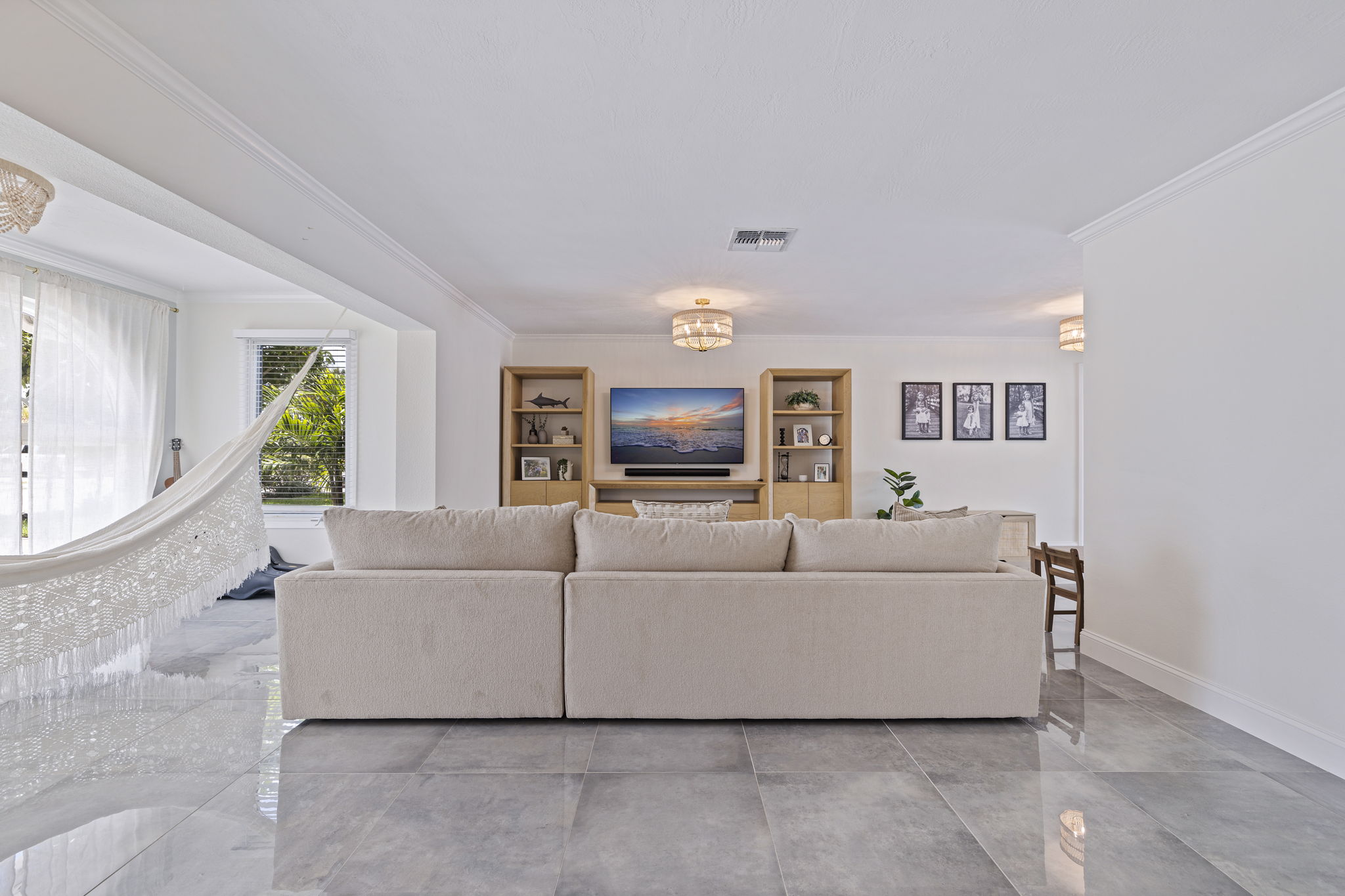 6-web-or-mls-AB3_1325 40th Ave NE-6