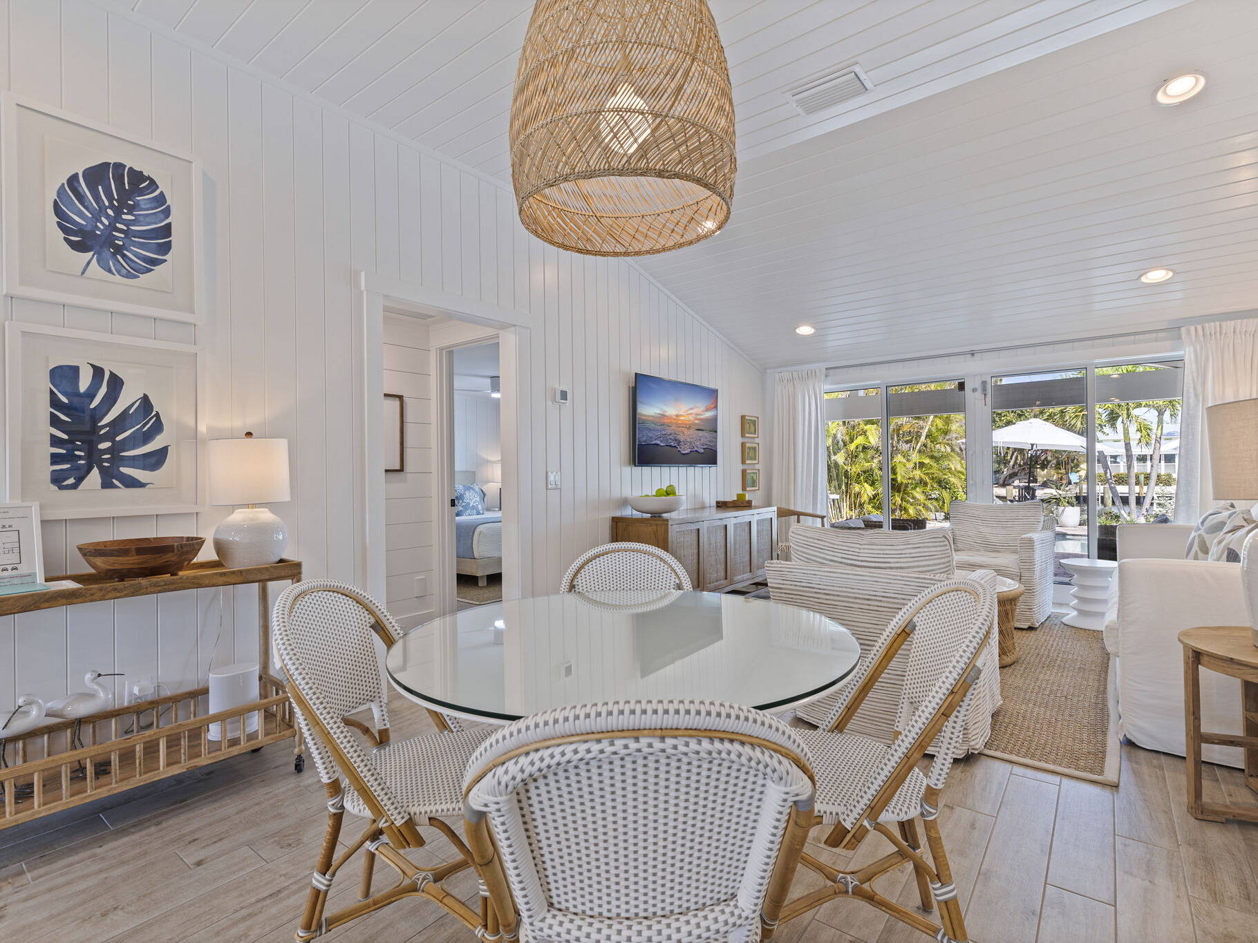 9-web-or-mls-AB3_524 South Dr-9 (1)