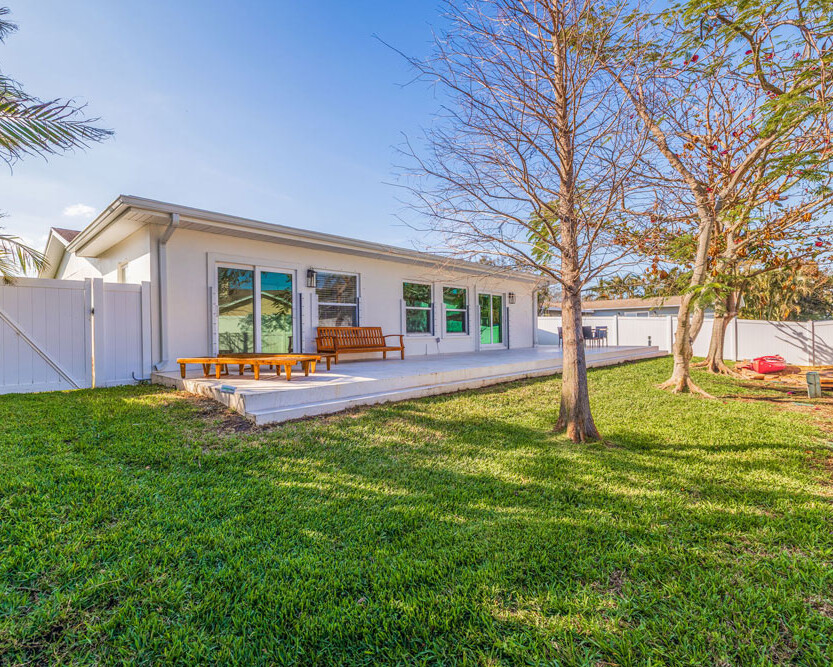 31-web-or-mls-AB3_6101-Tanglewood-Dr-NE-30