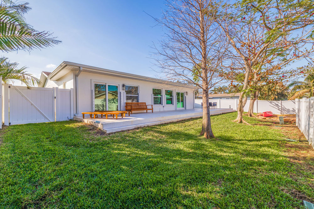 31-web-or-mls-AB3_6101-Tanglewood-Dr-NE-30